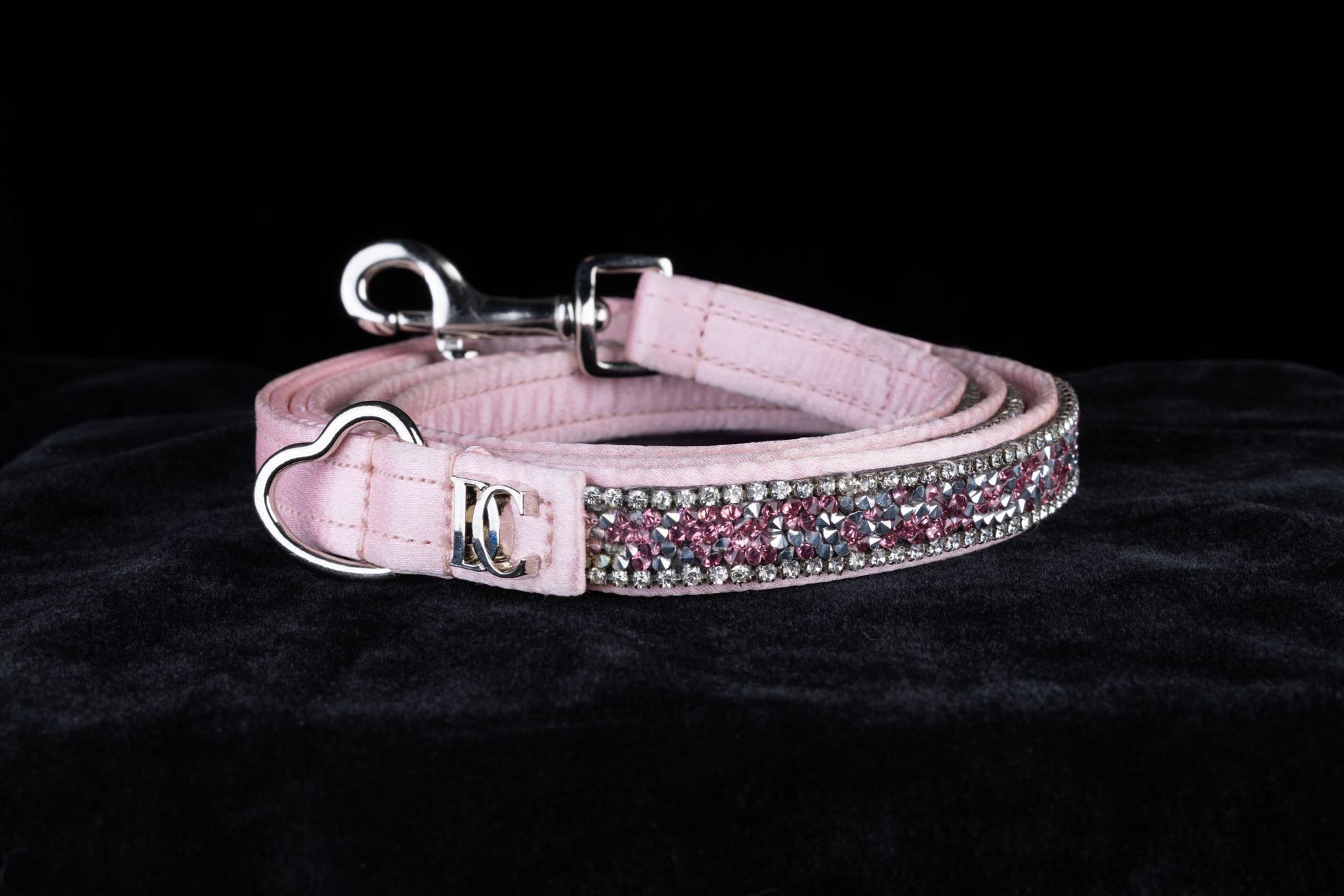Luxus-Hundeleine „Rosé Glamour“ – pink mit Kristallakzenten