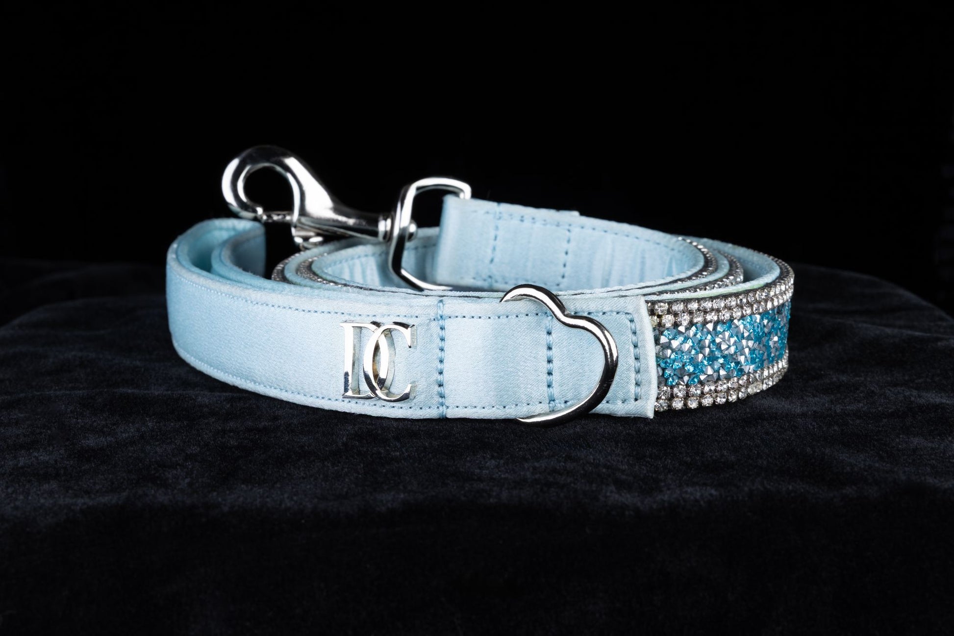 Luxus-Hundeleine „Royal Sky“ – blau mit Kristallakzenten